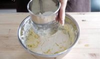 自制杏仁酥做法图解4)
