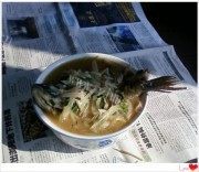 滋补的萝卜丝鲫鱼汤