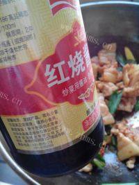 家常菜蒜香回锅肉做法图解7)