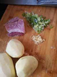 肉末土豆泥做法图解1)