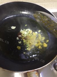 酸汤浸肥牛做法图解8)