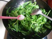 家常菜蚝油菠菜做法图解7)
