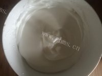 珍馐美味的戚风蛋糕做法图解5)