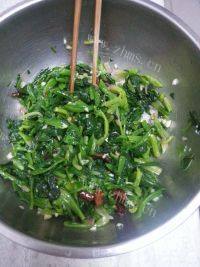 色泽不错的炝菠菜做法图解12)