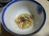 鲜香的白菜粉丝汤做法图解7)