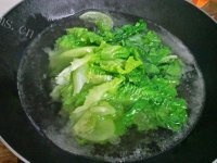 诱人的白灼生菜做法图解4)