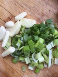 美味的榨菜肉丝面做法图解1)