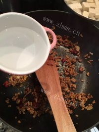 妈妈最爱的麻婆豆腐做法图解9)