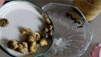 自制枸杞菊花茶做法图解5)