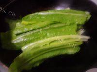 美美厨房之豆豉鲮鱼油麦菜做法图解6)