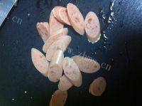 味道不错的生菜火腿色拉做法图解3)