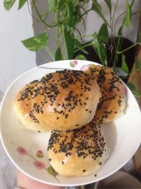 美味的黑芝麻面包