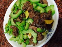 回味无穷的炒牛肉做法图解10)