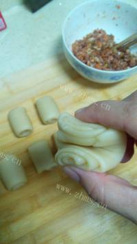 喷香的苏式榨菜鲜肉月饼做法图解11)