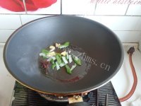 珍馐美味的鸡肉炖土豆做法图解3)