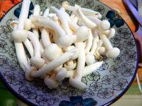 家常西兰花蘑菇奶汤做法图解4)