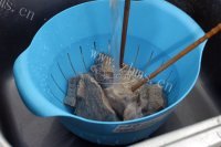 韩式辣牛肉汤做法图解4)