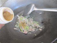 「DIY美食」榨菜肉丝面做法图解6)