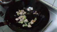 家常菜肉炒油菜做法图解3)