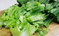 自制豆豉鲮鱼油麦菜做法图解1)