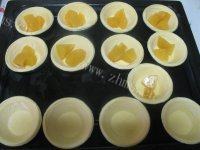 色味俱佳的黄桃蛋挞做法图解6)