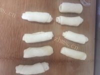 诱人的豆沙菊花酥做法图解11)
