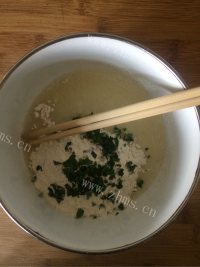 可口的香葱苏打饼干做法图解2)