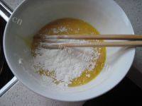 口感极佳的玉米鸡蛋饼做法图解6)