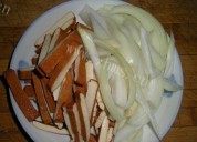 家常菜豆干洋葱炒肉丝做法图解2)