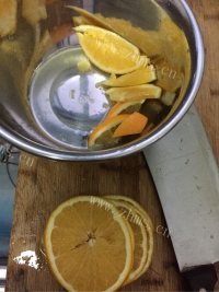 美味的香橙鸡翅做法图解2)