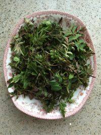 意犹未尽的炸花椒芽做法图解1)