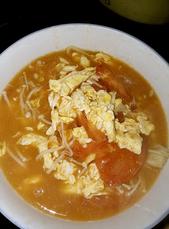 色味俱佳的金针菇炒鸡蛋