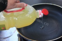 香酥沙滩鲫鱼做法图解9)