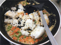 营养耳光炒饭做法图解12)