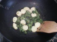 西兰花日本豆腐做法图解16)