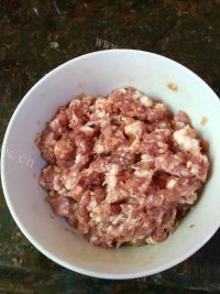 好吃的蒸肉饼做法图解4)