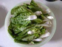 家常菜蒜蓉奶白菜做法图解2)