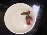 营养丰富的玫瑰花茶做法图解2)