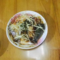 美味的榨菜蒸鱼头做法图解3)