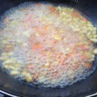 易做的黄豆炒玉米胡萝卜的做法图解五