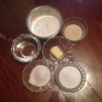自制老婆饼做法图解1)