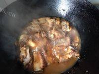 美味的蜜汁排骨做法图解8)