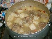 家常菜萝卜炖鸭块