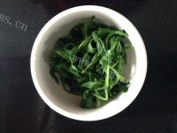 美味的艾草团子做法图解5)