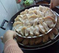 自己做的菜肉饺子做法图解6)