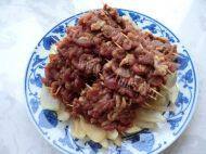 美味的牙签羊肉做法图解7)