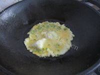 「美味可口」辣椒炒鸡蛋做法图解3)