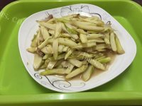 下饭的茭白炒肉做法图解7)