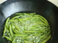 麻酱豆角凉面做法图解1)