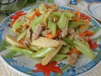 「念念不忘」香干炒芹菜